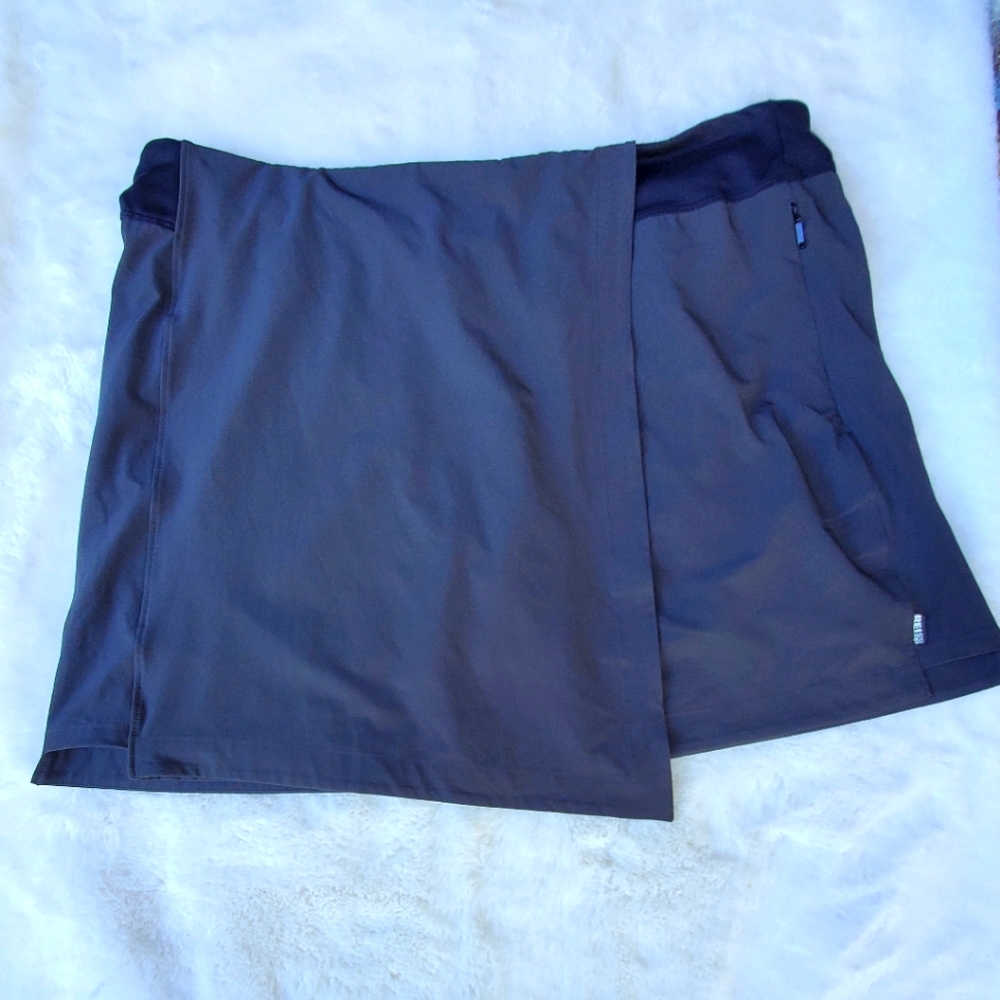 Rei skort Size XL